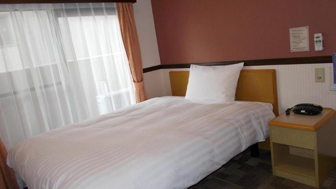 Toyoko Inn Tokyo Asakusa Senzoku Tsukuba Express Extérieur photo