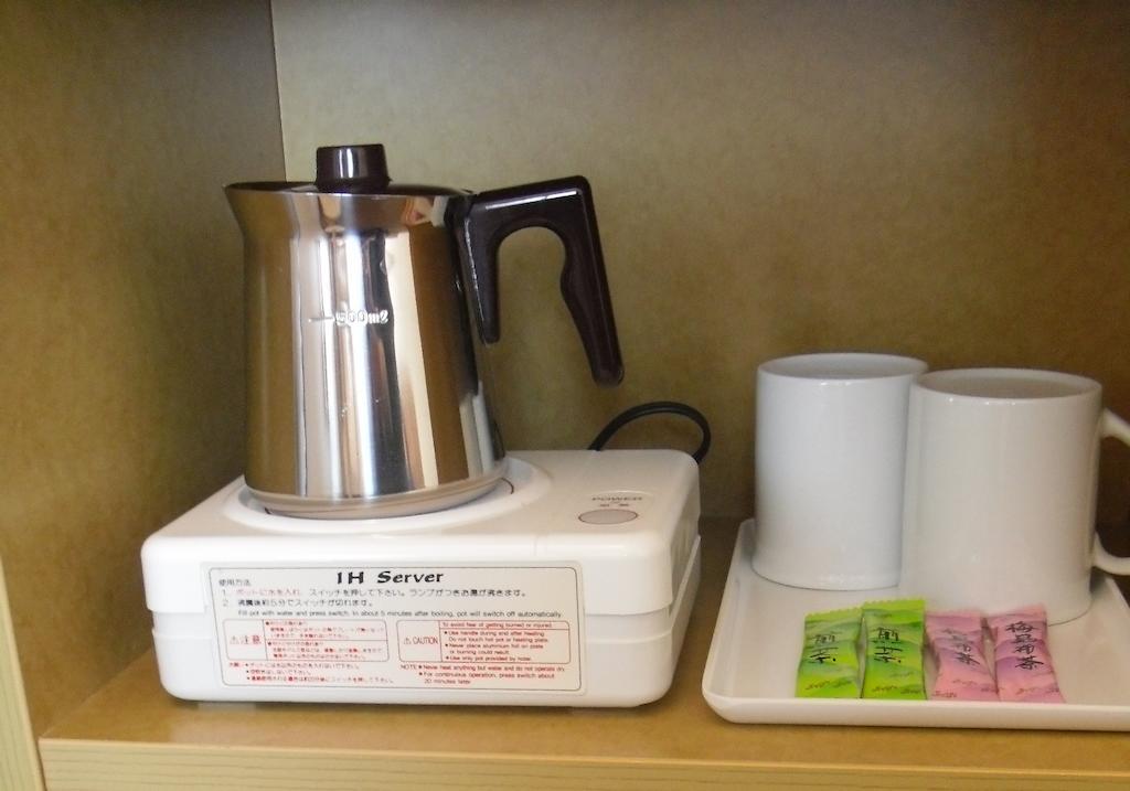 Toyoko Inn Tokyo Asakusa Senzoku Tsukuba Express Extérieur photo